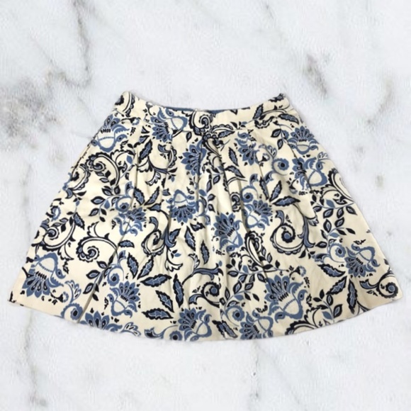 LOFT Dresses & Skirts - LOFT White & Blue Floral Paisley Pleated Skirt